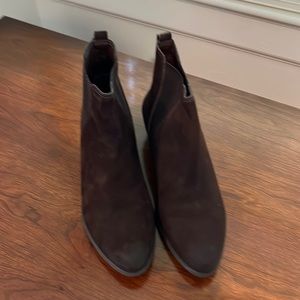Steve Madden brown booties 8.5